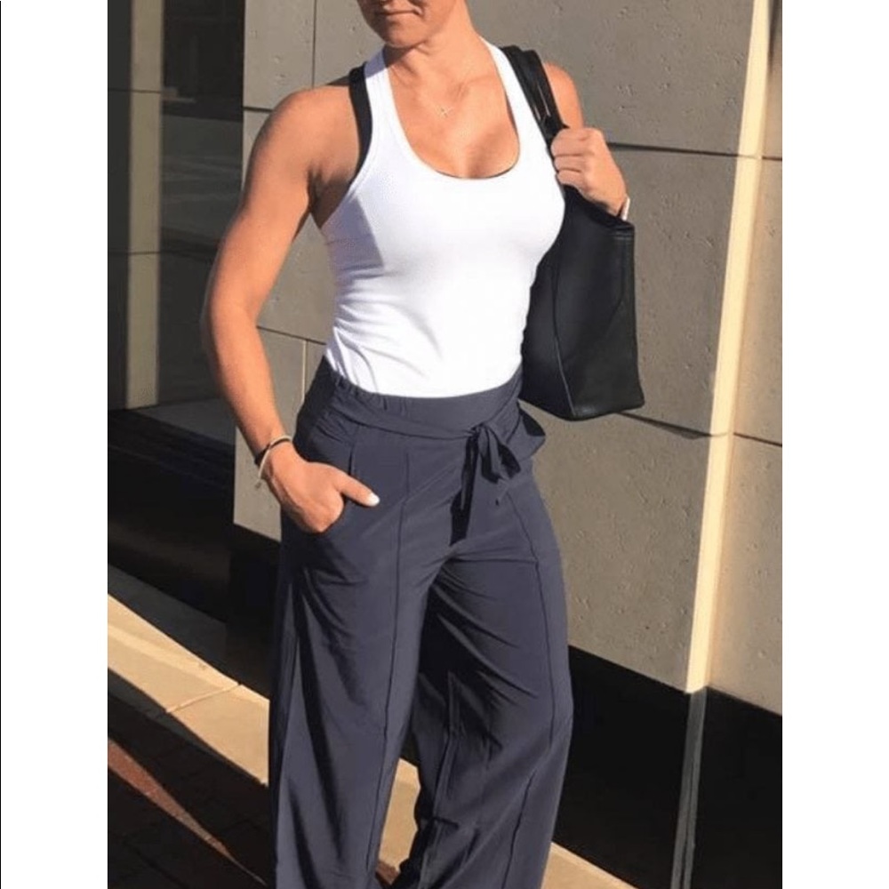 Lululemon Noir Pant Cadet blue size 6
